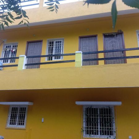 Thendral Homestay Puducherry Exterior foto