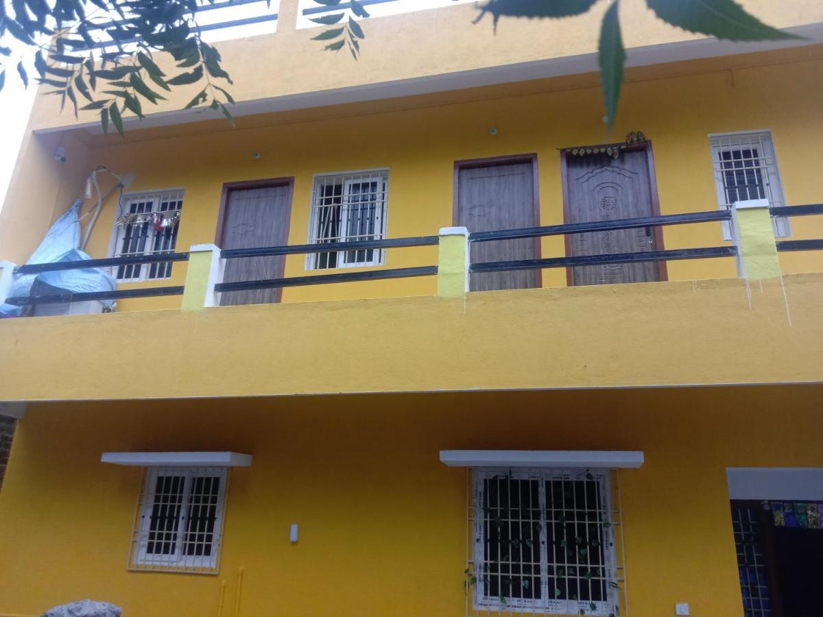 Thendral Homestay Puducherry Exterior foto